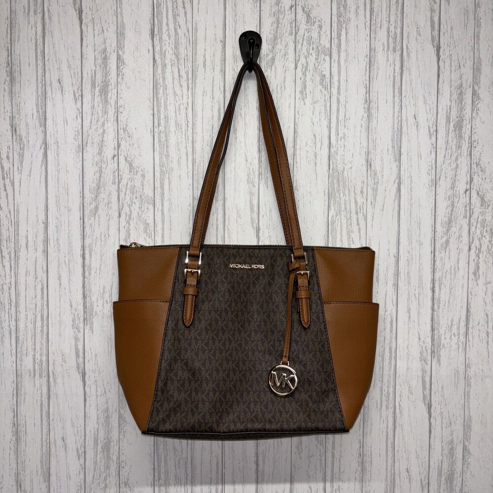 Womens Michael Kors Signature Handbag EUC